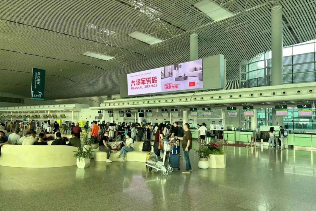 全速前进丨米乐m6
机场&高铁广告再登广东，开启黄金广告位的“霸屏模式”！(图6)